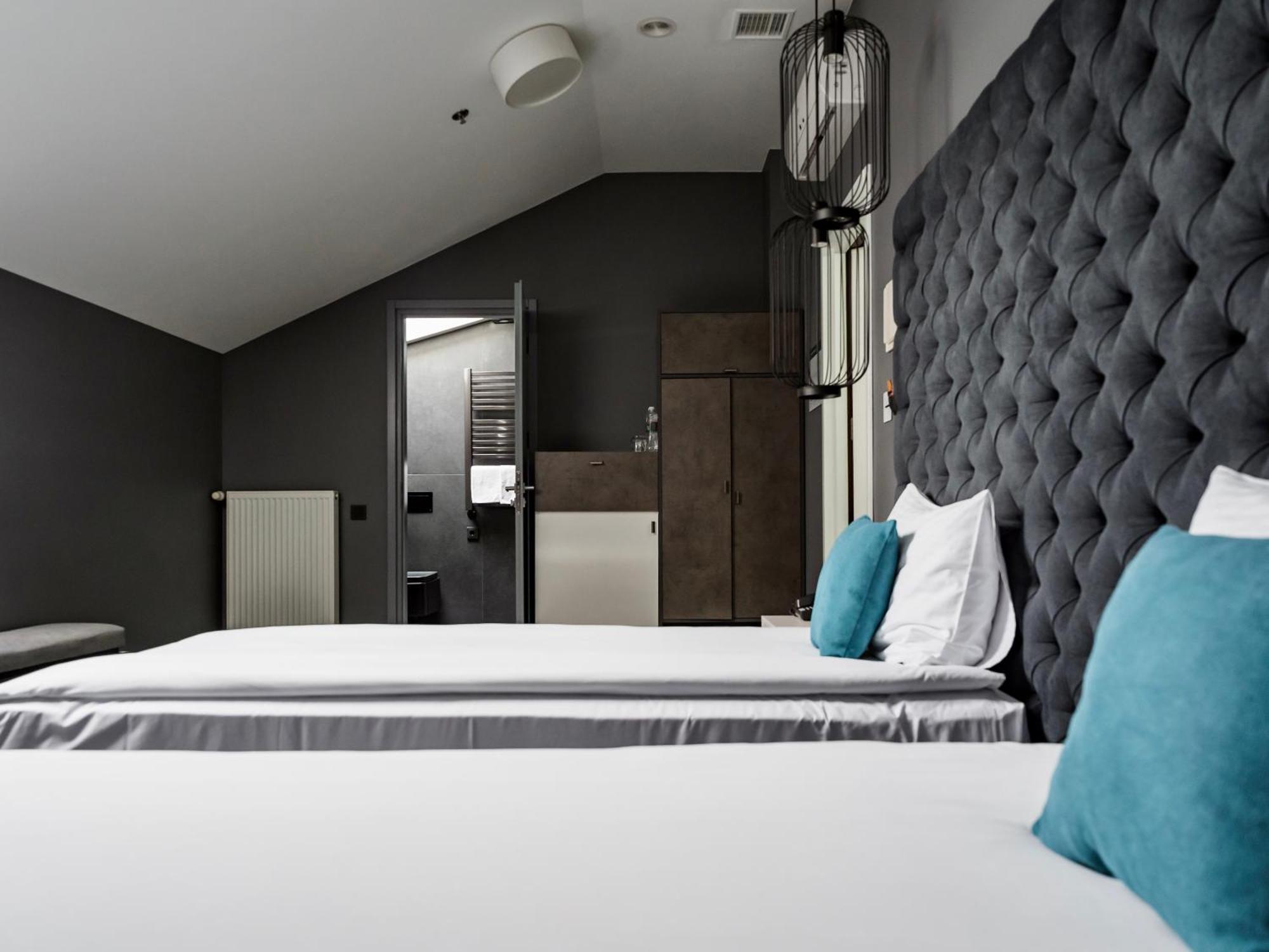 City Inn Lviv Smart Hotel Vynnyky Exterior foto